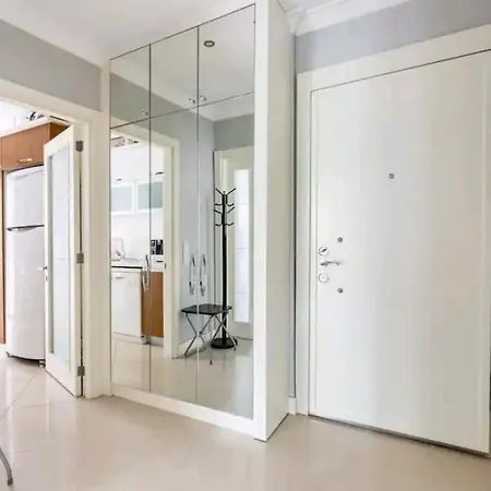 Modern/central/close To Metro&seaside/cinema System דירה *